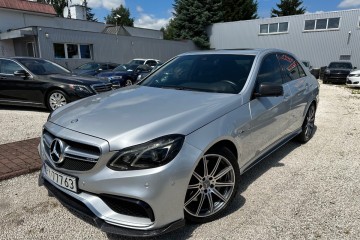 Mercedes-Benz E 63 AMG 4-Matic W212 LIFT !