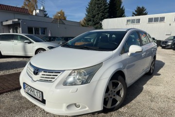 Toyota Avensis 2.0 benzyna Kombi